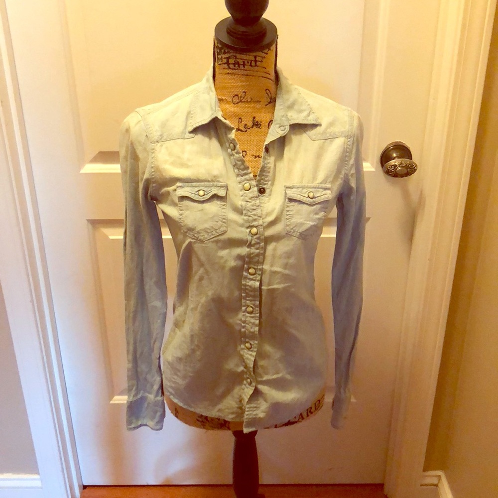 American Eagle Denim Button Up